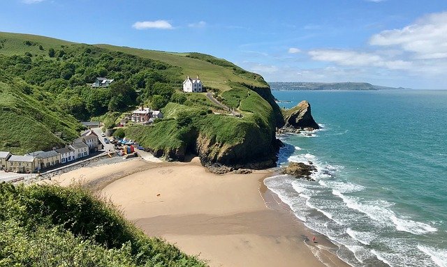 Llangrannog beach